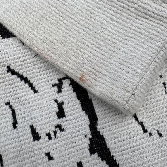 H&M Men Sweater Sweatshirt Crewneck Long Sleeve Graphic Print White Black Size L - Picture 6 of 8